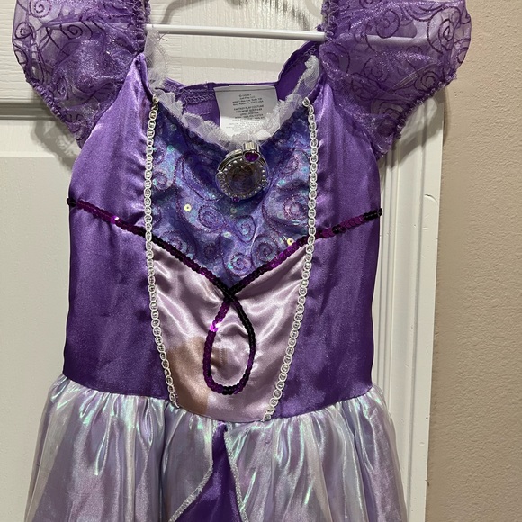 Girls Princess dress - Picture 2 of 6